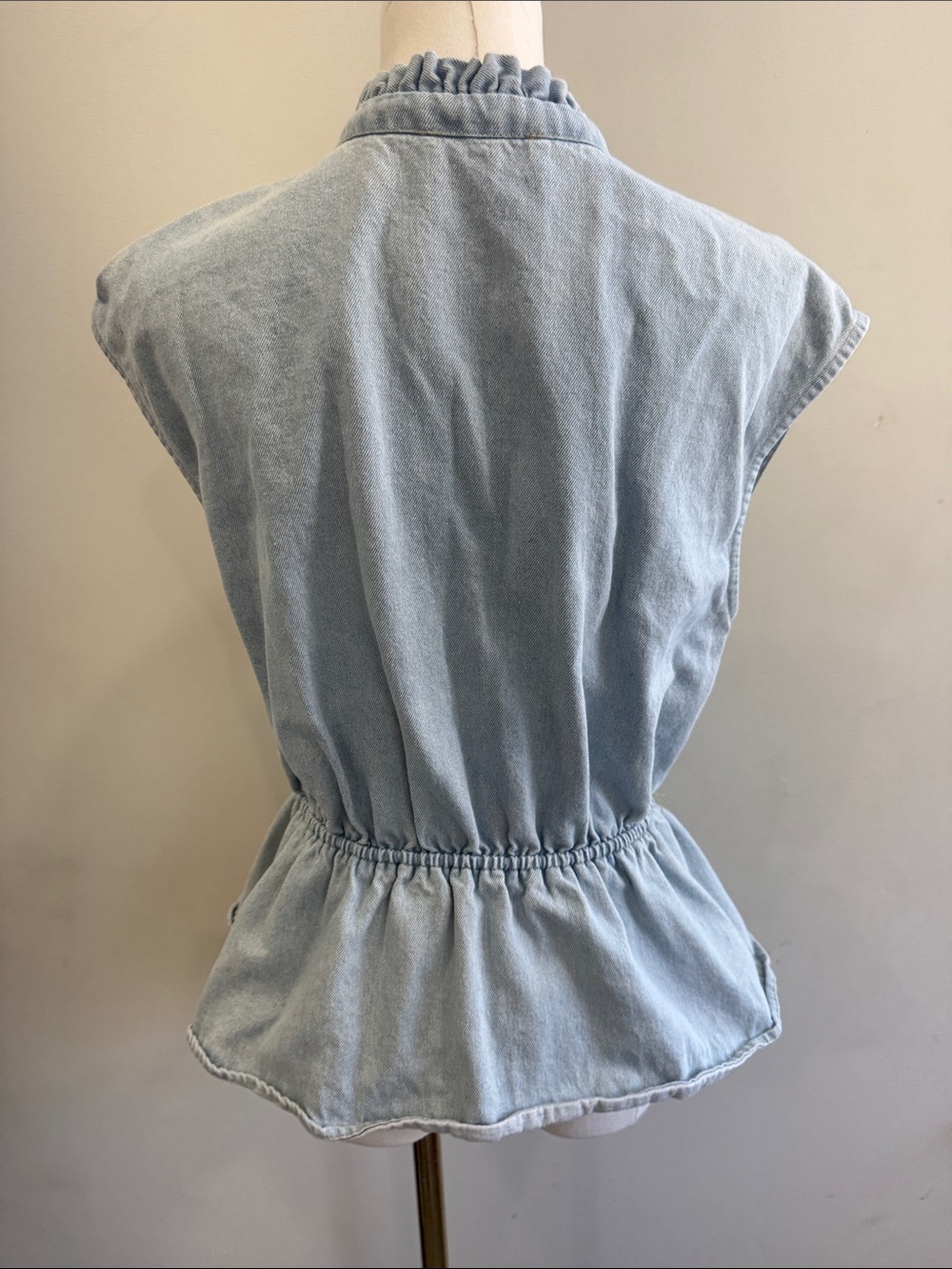 Alice Blue Denim Lace Peplum Top – Size Medium - Picture 4 of 10
